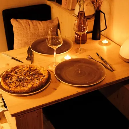La Tiny House Et La De L'ouchette Lodge Bregy